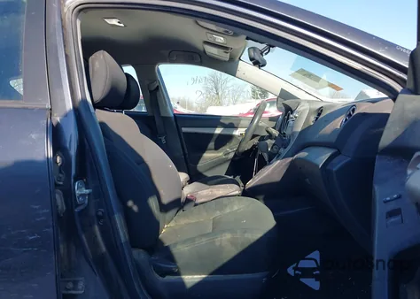 2009 Pontiac Vibe из США, поврежденный, VIN 5Y2SP678X9Z437418